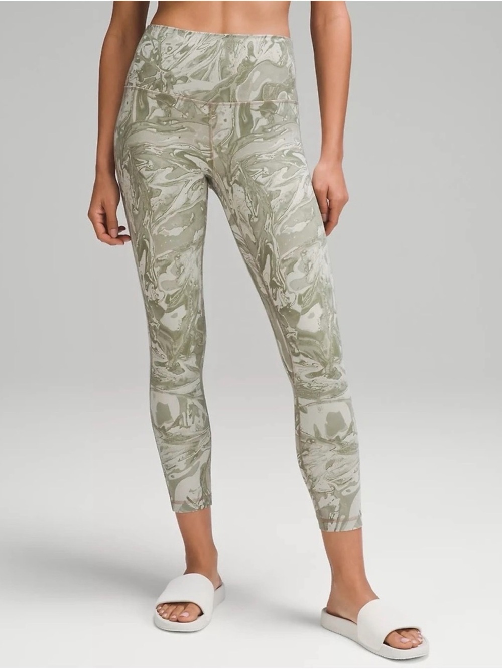 Lululemon Official (Limited Edition) Team Canada Align Sage Leggings, 25”